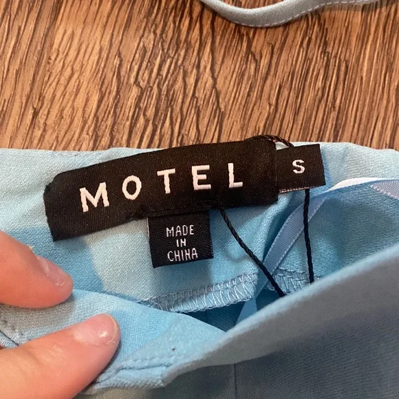 Motel rocks sets - Picture 2 of 2